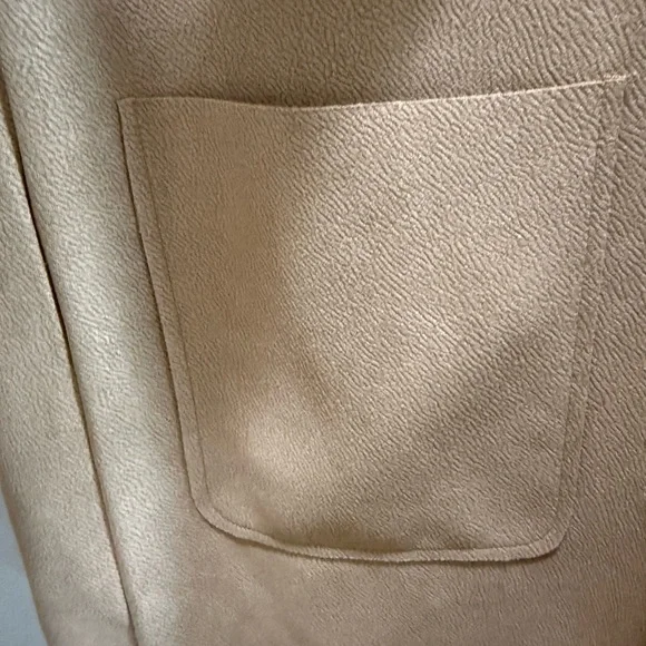 T Tahari Camel Trench Coat - Picture 3 of 4